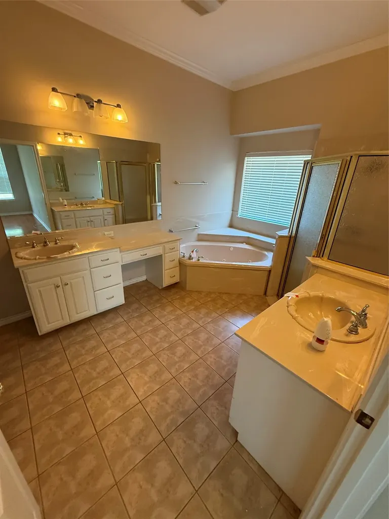 3814 Lamb Drive Tyler TX 75709