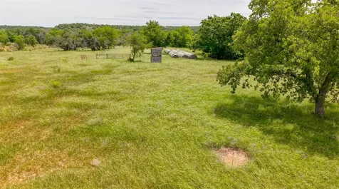 7523 County Road 163 Stephenville TX 76401