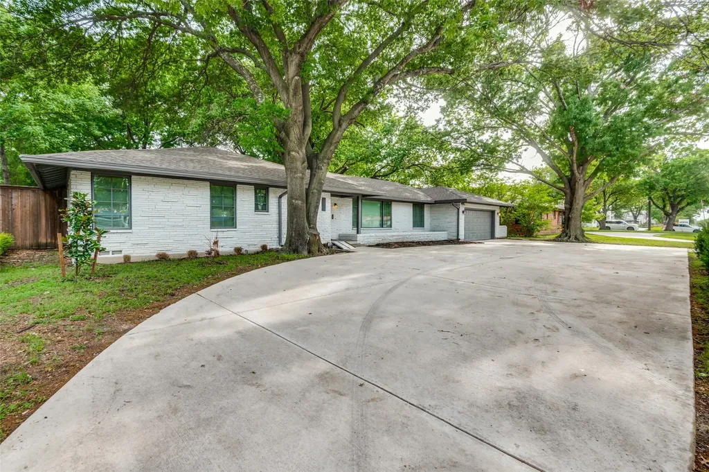 6514 Royal Lane Dallas TX 75230