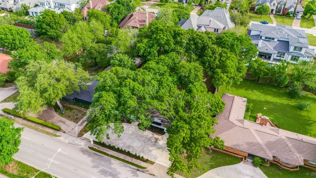 6514 Royal Lane Dallas TX 75230