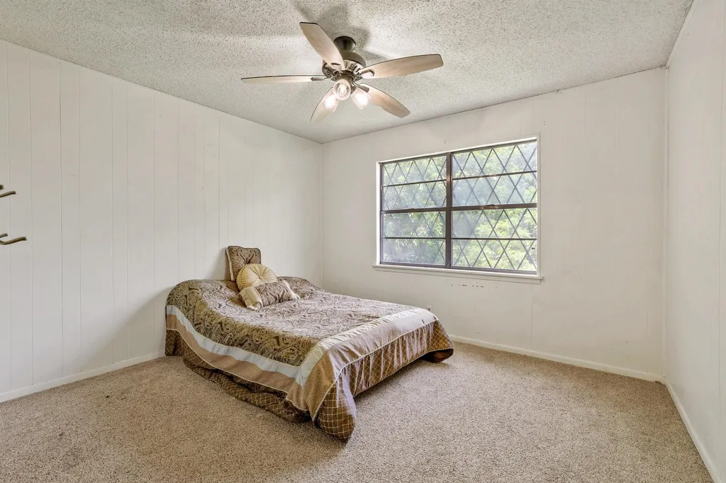 1847 County Road 4205 Bonham TX 75418