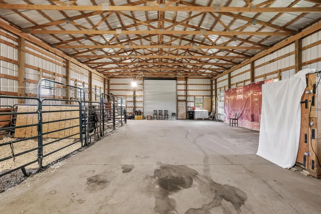 1847 County Road 4205 Bonham TX 75418