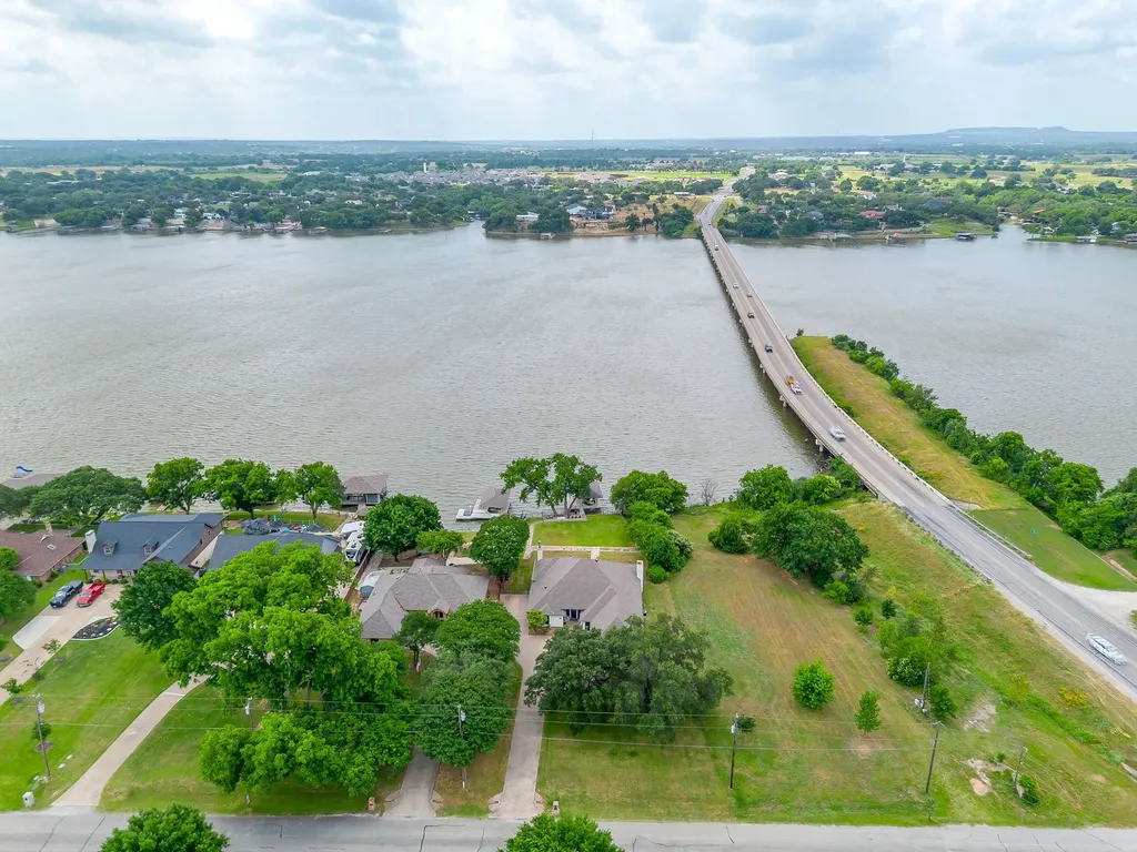 103 Casas Del Sur Street Granbury TX 76049