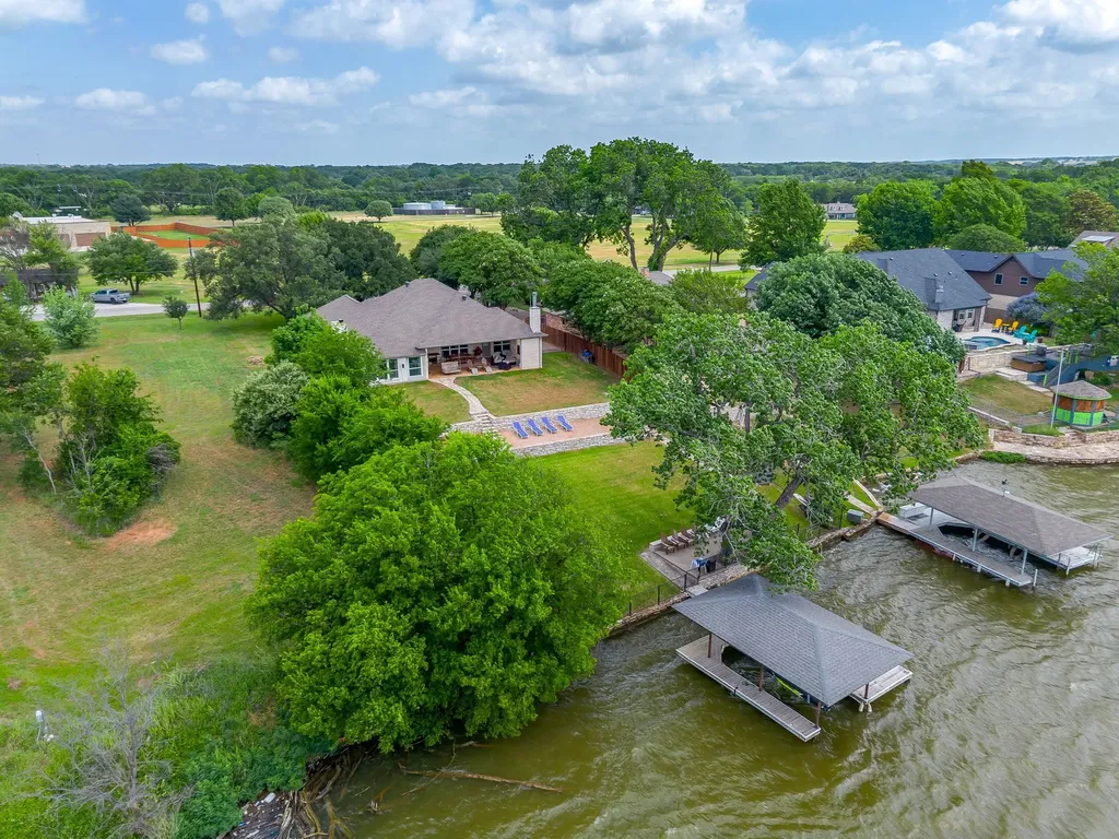 103 Casas Del Sur Street Granbury TX 76049