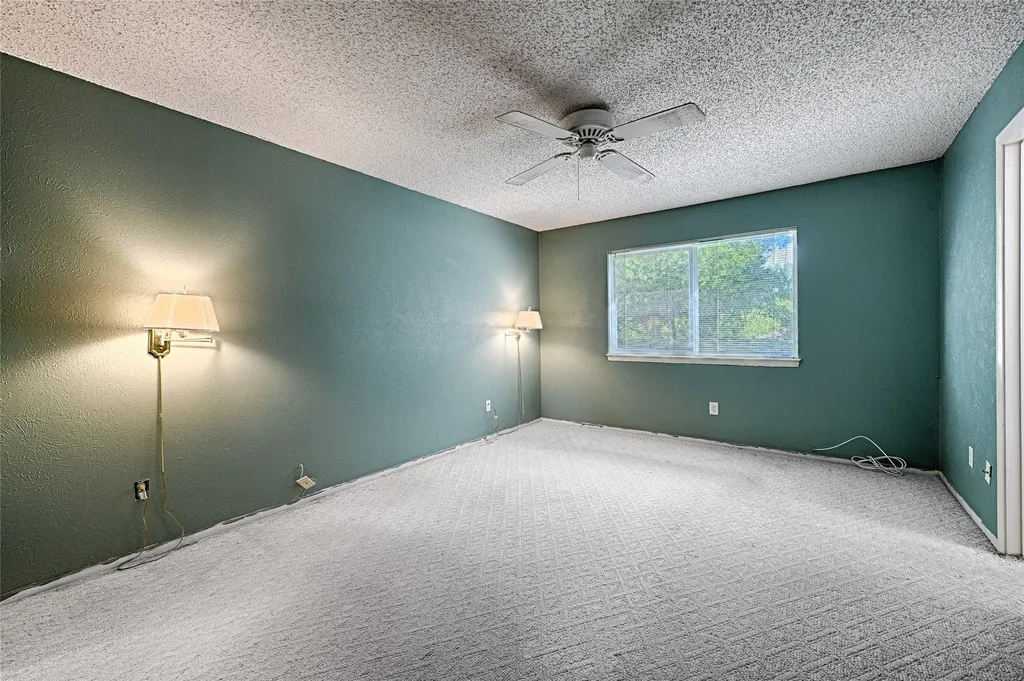 1901 Angelina Drive Garland TX 75040