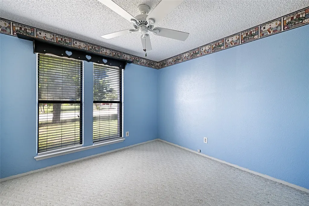 1901 Angelina Drive Garland TX 75040