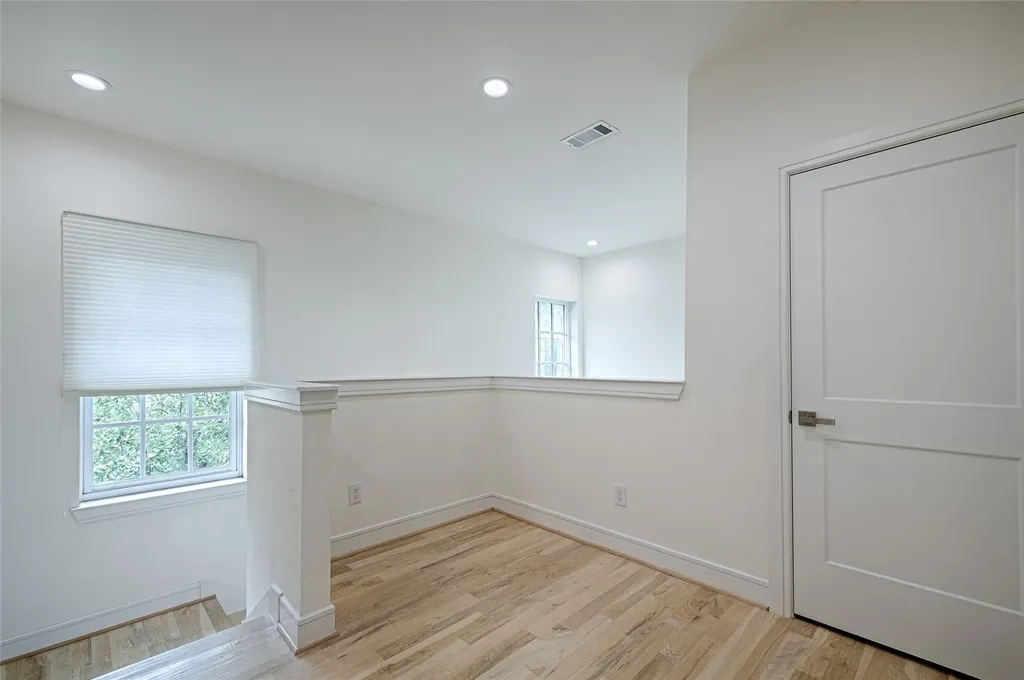 5067 Gaston Avenue Dallas TX 75214