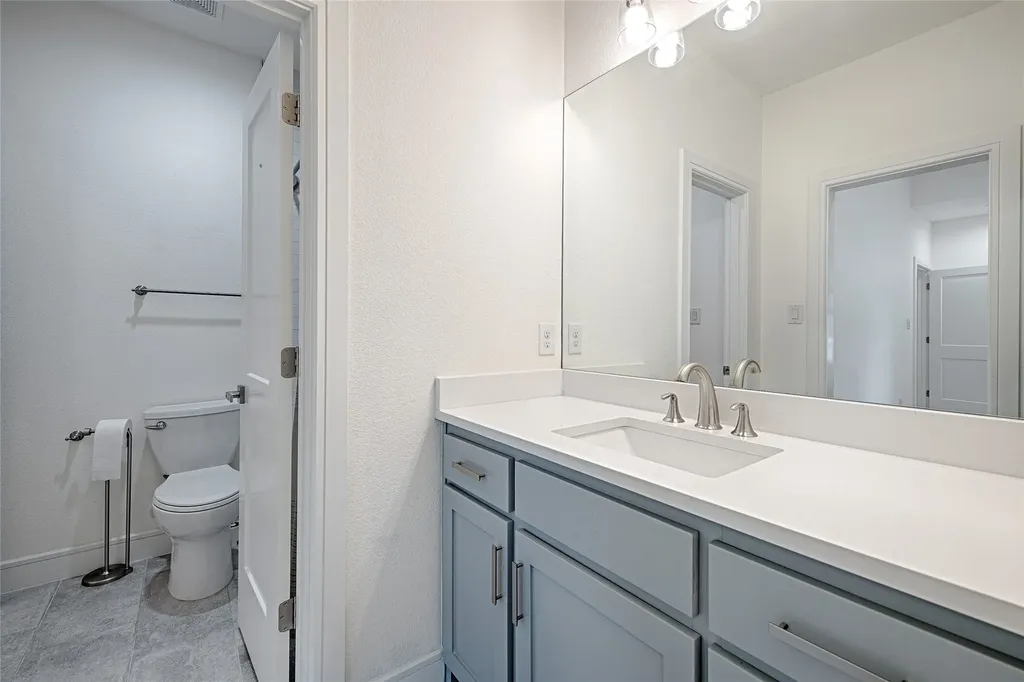 5067 Gaston Avenue Dallas TX 75214