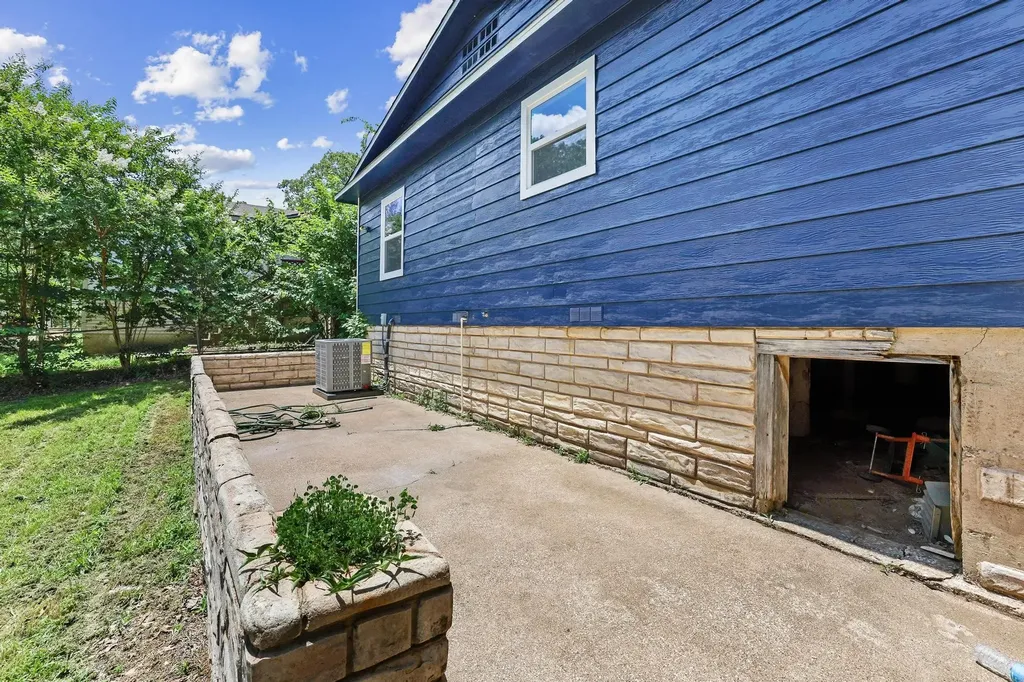 1108 Park Drive Denison TX 75020