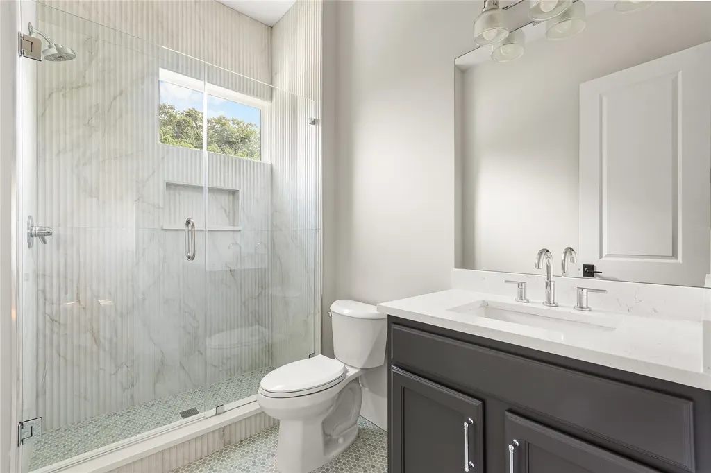 5622 Amherst Dallas TX 75209