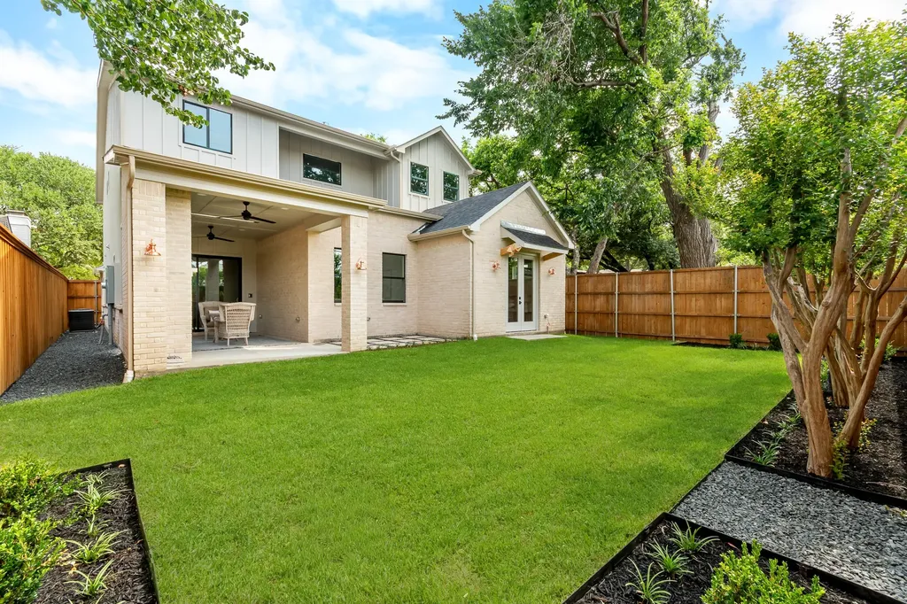 5622 Amherst Dallas TX 75209