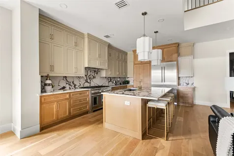 5622 Amherst Dallas TX 75209