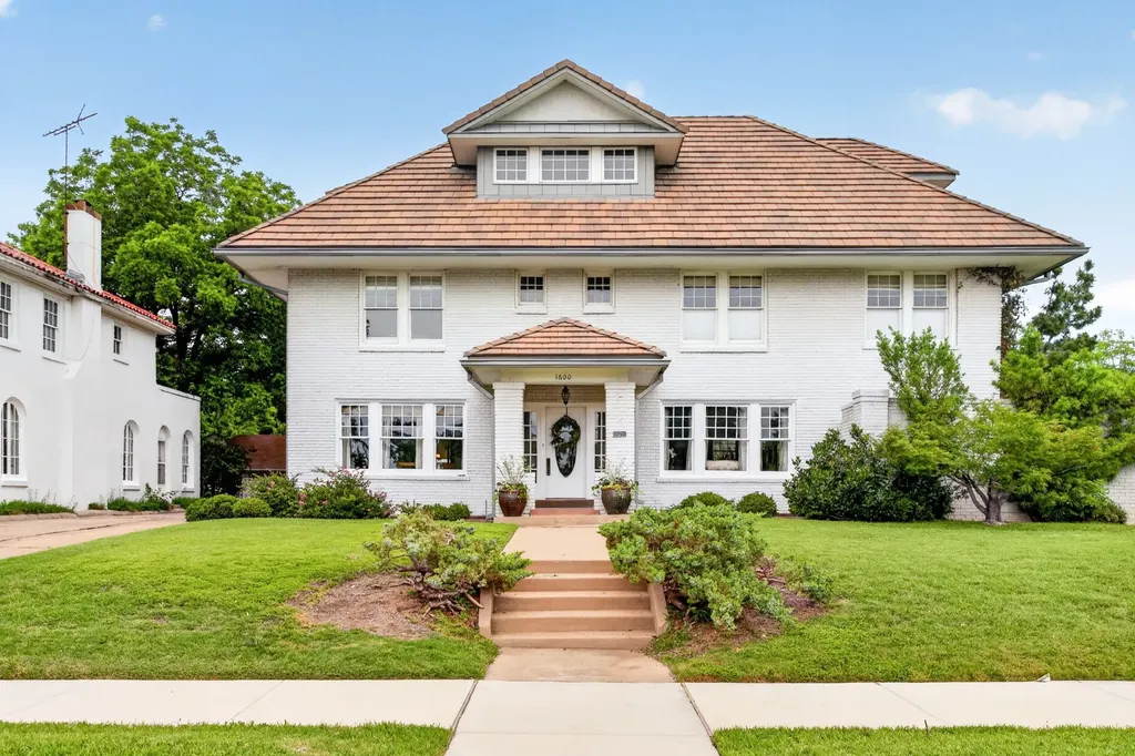 1600 Elizabeth Boulevard Fort Worth TX 76110