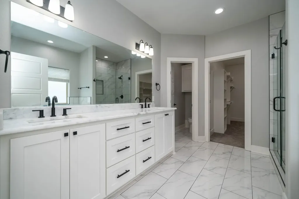 203 New Braunfels Hallsville TX 75650