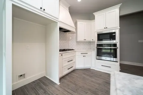 203 New Braunfels Hallsville TX 75650
