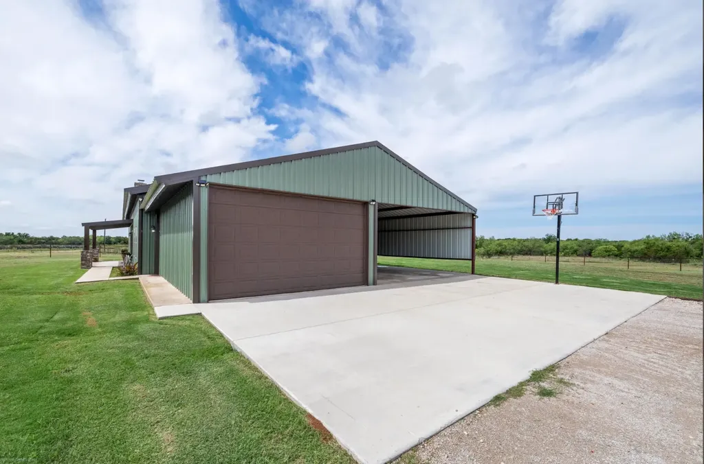 1500 Newberry Road Millsap TX 76066
