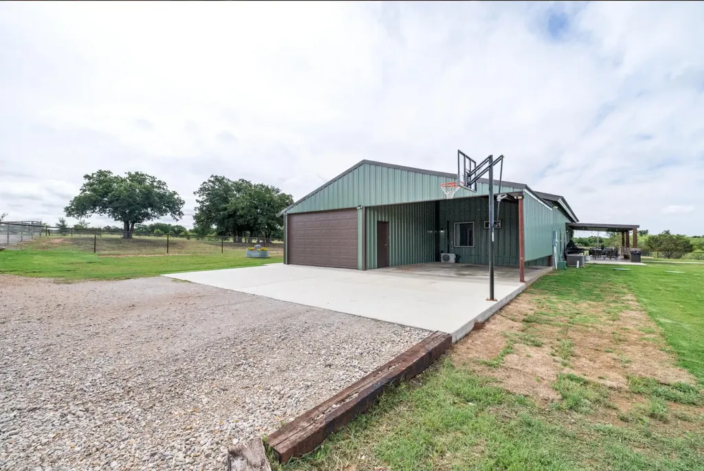1500 Newberry Road Millsap TX 76066