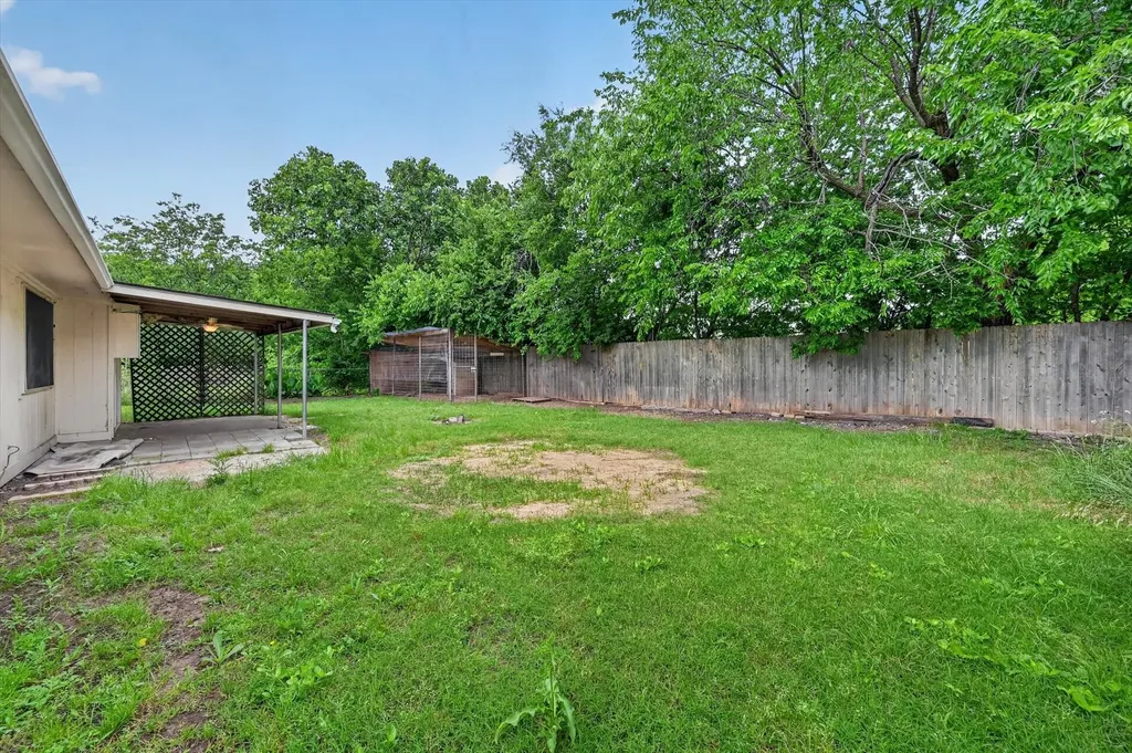 207 Water Lane Crowley TX 76036