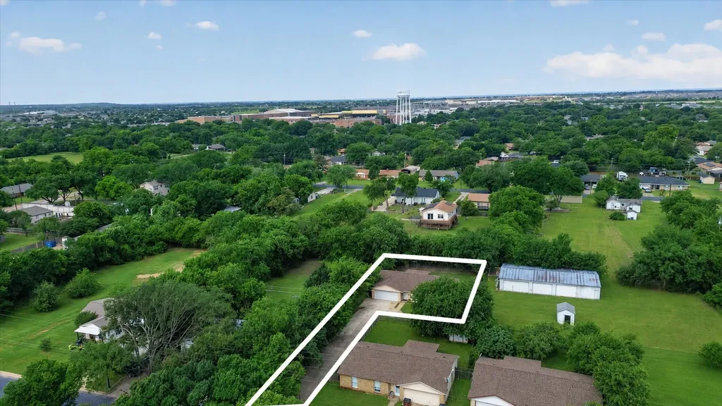 207 Water Lane Crowley TX 76036