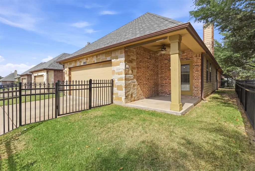 8601 Gracewood Drive Mckinney TX 75070