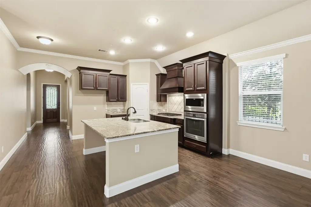 8601 Gracewood Drive Mckinney TX 75070