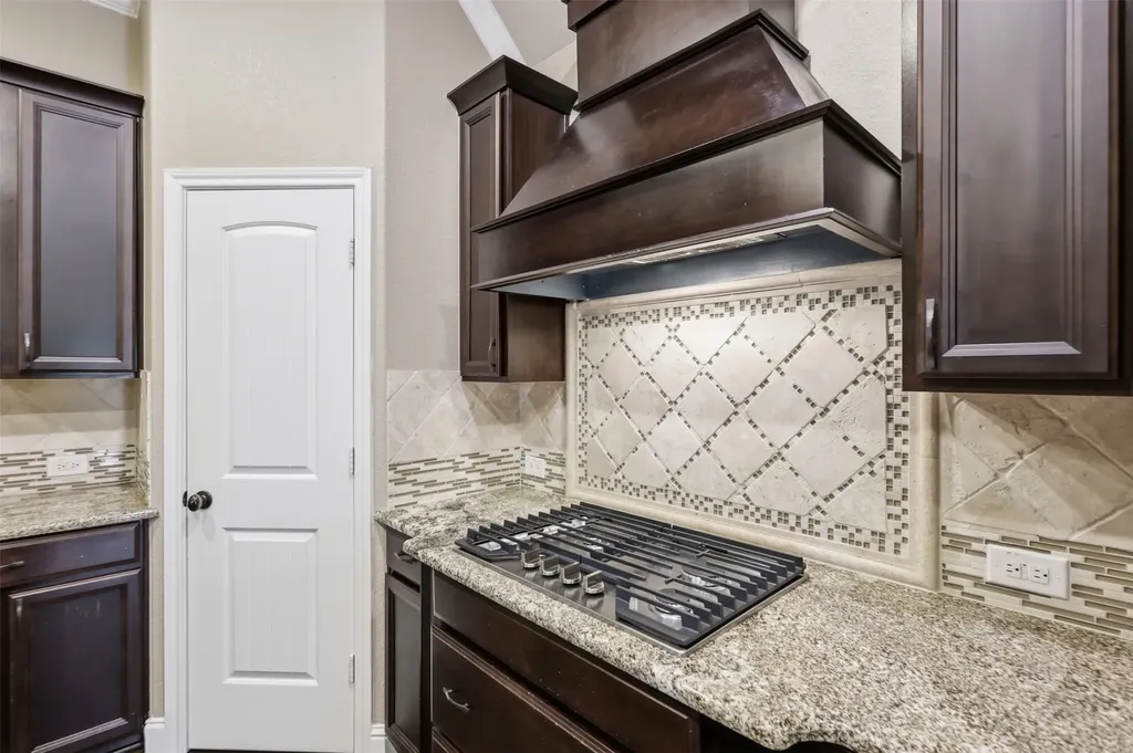 8601 Gracewood Drive Mckinney TX 75070