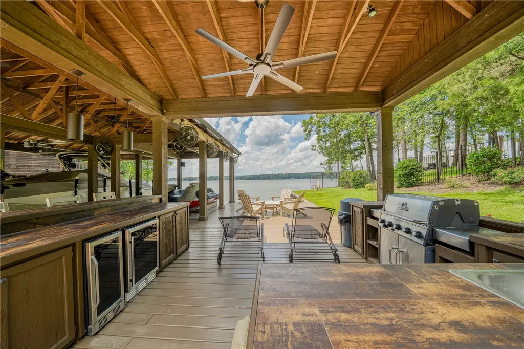 42 Leona Court Scroggins TX 75480