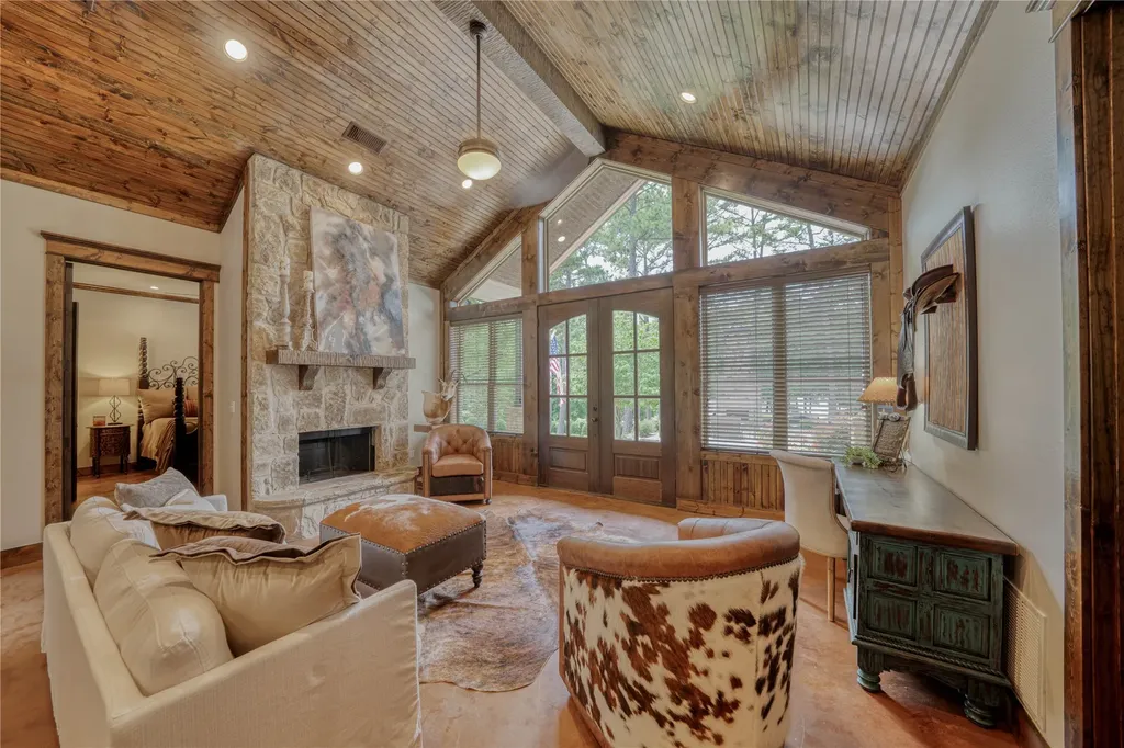 42 Leona Court Scroggins TX 75480