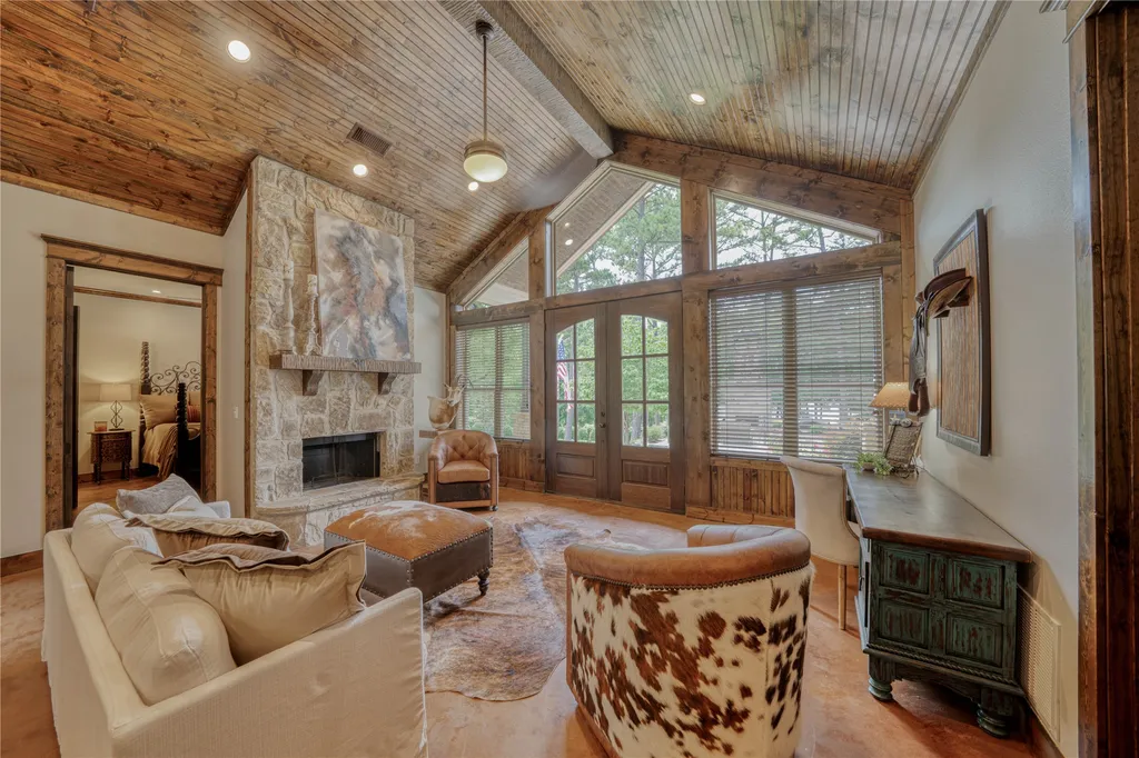 42 Leona Court Scroggins TX 75480