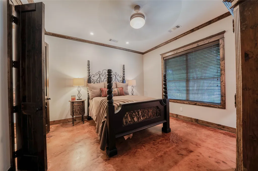 42 Leona Court Scroggins TX 75480