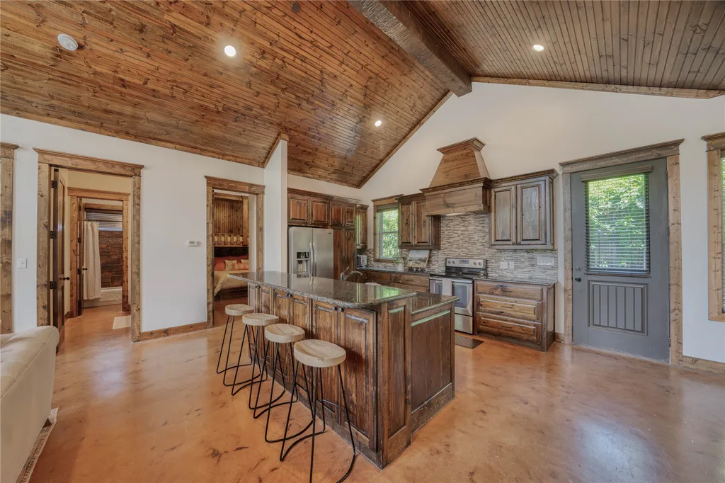 42 Leona Court Scroggins TX 75480