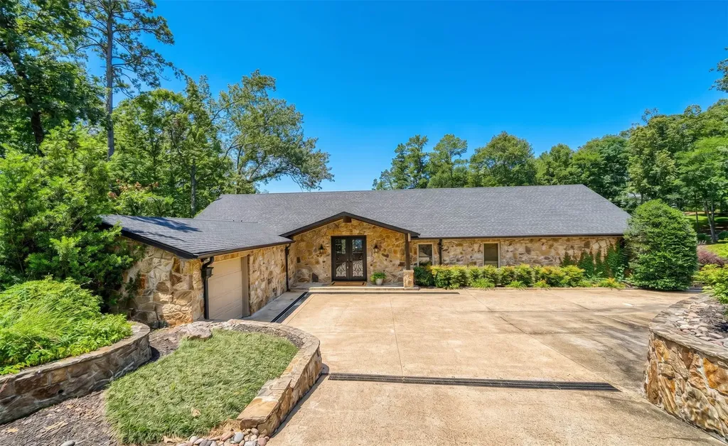 42 Leona Court Scroggins TX 75480