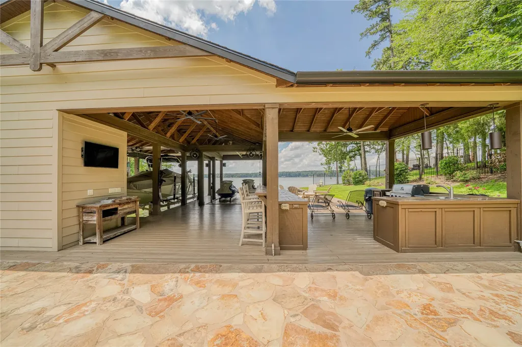 42 Leona Court Scroggins TX 75480