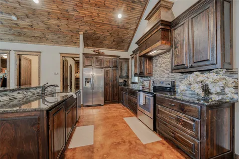 42 Leona Court Scroggins TX 75480