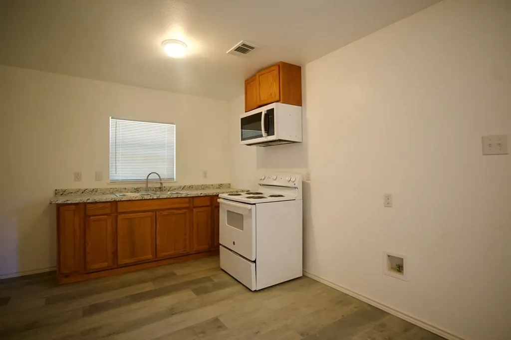 14192 Campfire Circle Log Cabin TX 75148