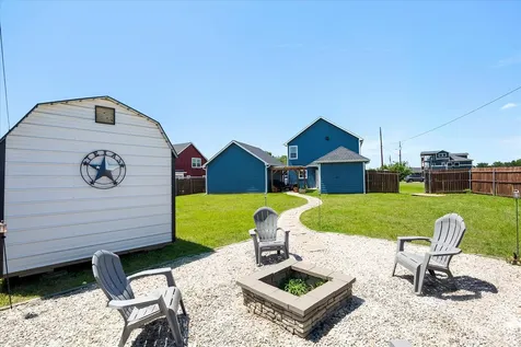 220 Swan Parkway East Tawakoni TX 75472