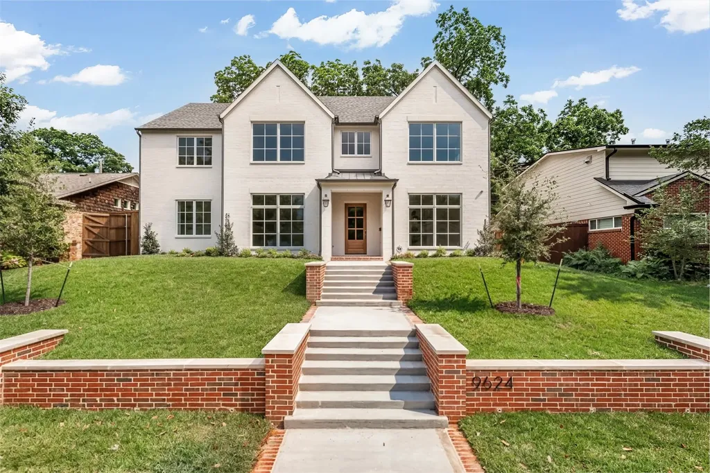 Dallas TX, 9624 Bellewood Drive