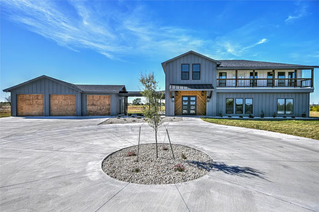 8186 S Lone Star Parkway Moody TX 76557