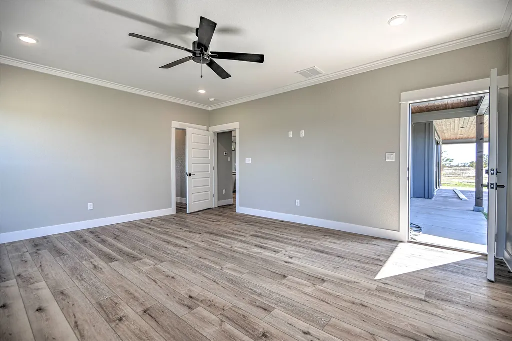 8186 S Lone Star Parkway Moody TX 76557