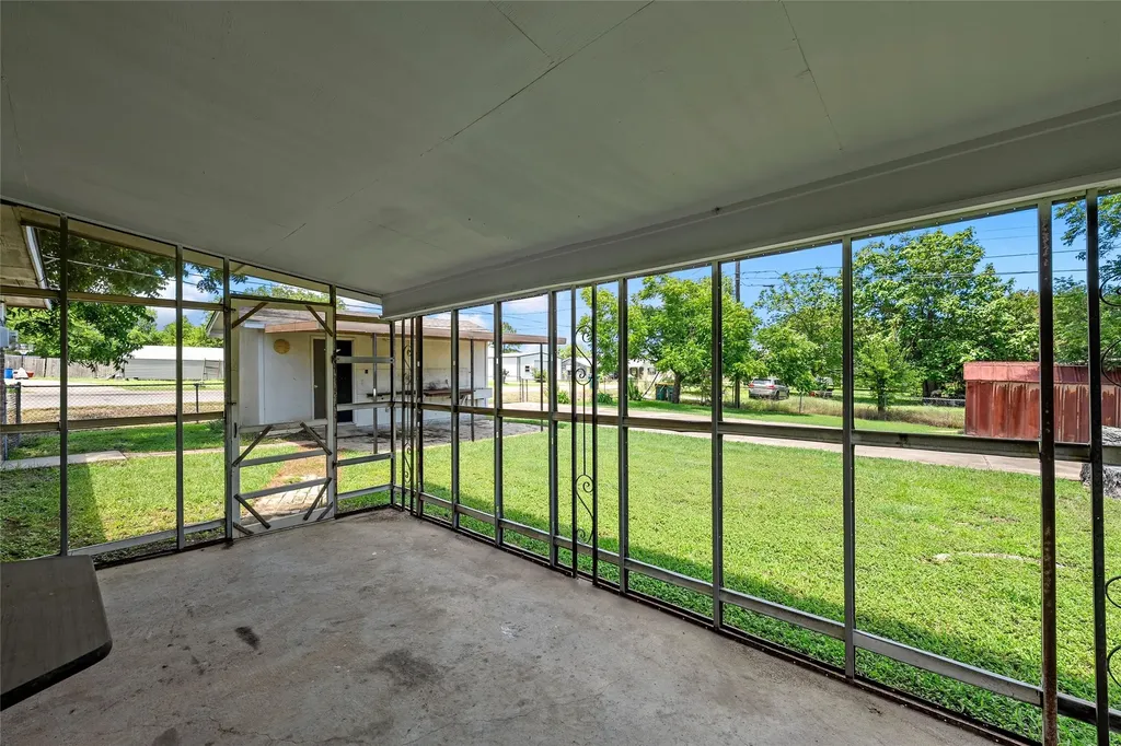 549 Dison Drive Robinson TX 76706