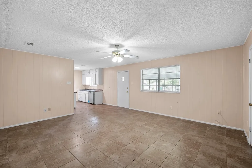 549 Dison Drive Robinson TX 76706