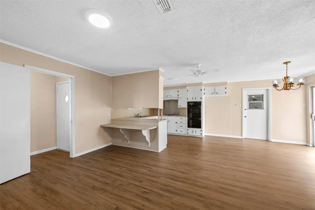 111 E Dawn Drive Robinson TX 76706