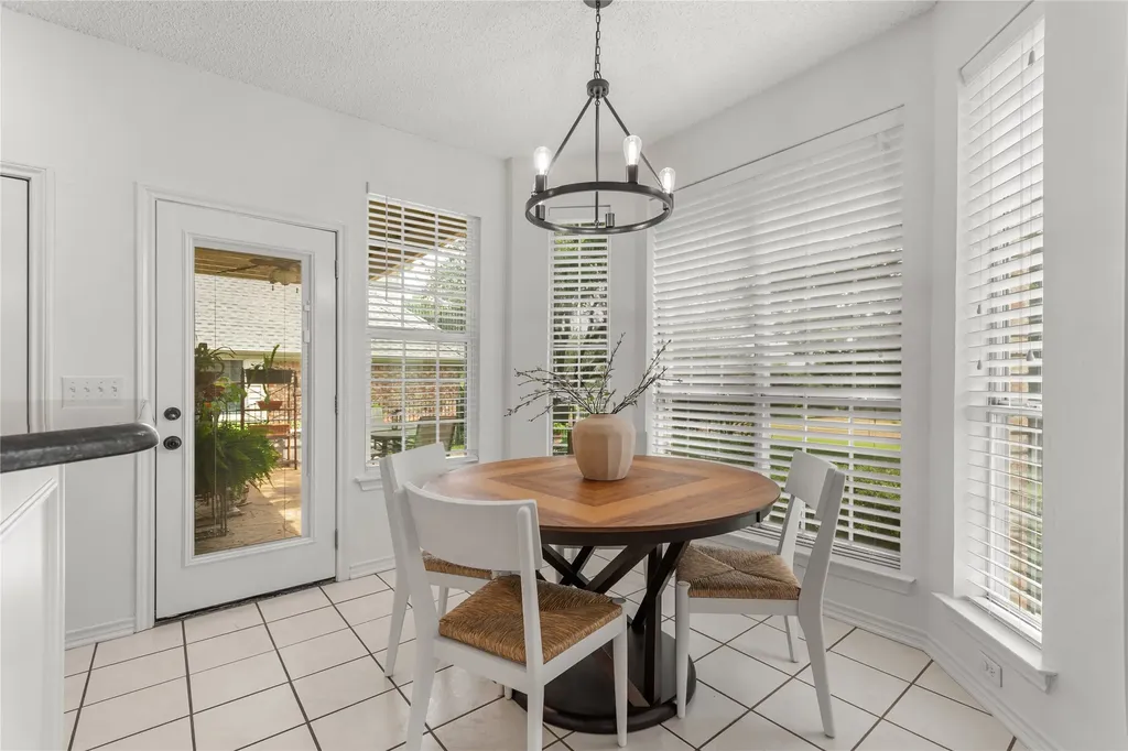 2010 Old Mcgarrah Road Mckinney TX 75072