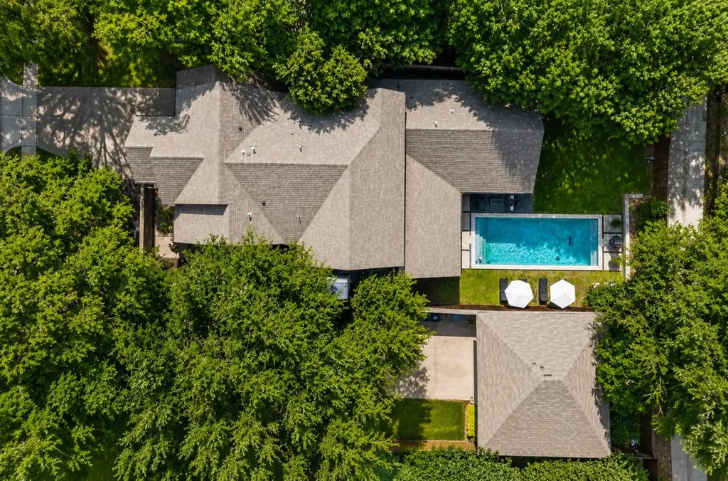 3867 Van Ness Lane Dallas TX 75220