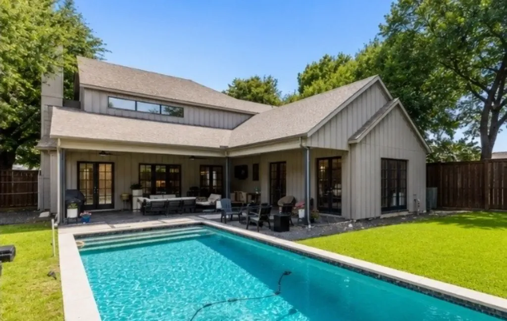 3867 Van Ness Lane Dallas TX 75220