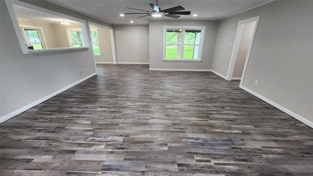 108 County Road 1102 Streetman TX 75859