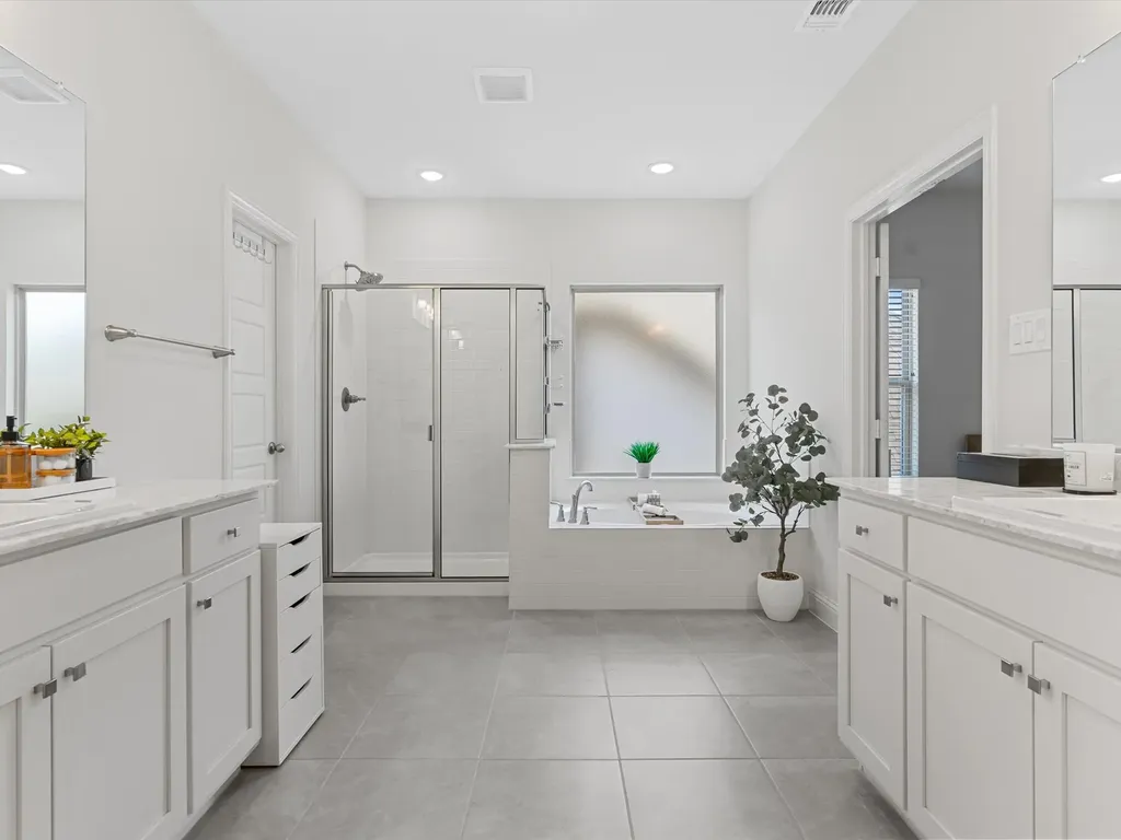 12953 Wimbledon Way Farmers Branch TX 75234