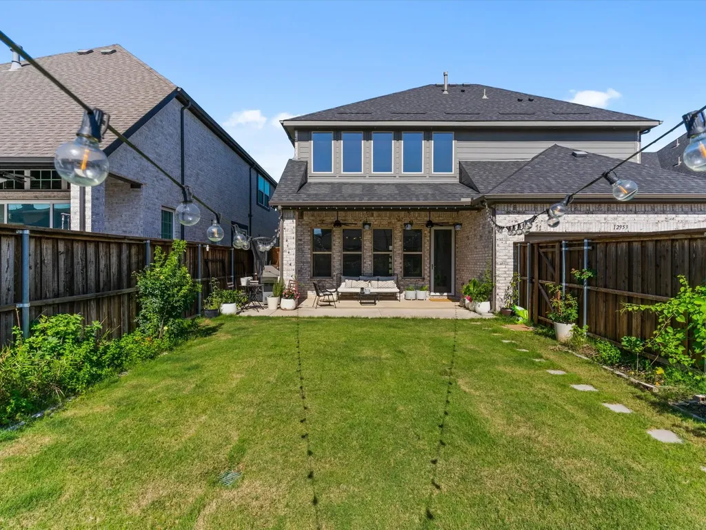 12953 Wimbledon Way Farmers Branch TX 75234