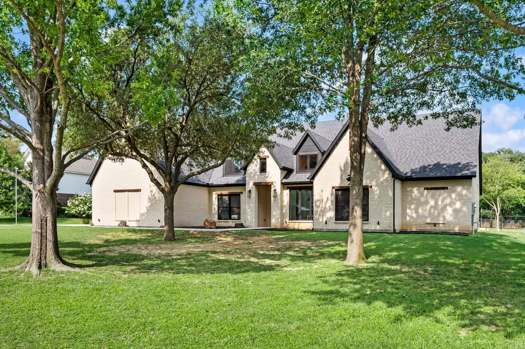 160 S Woodland Trail Double Oak TX 75077