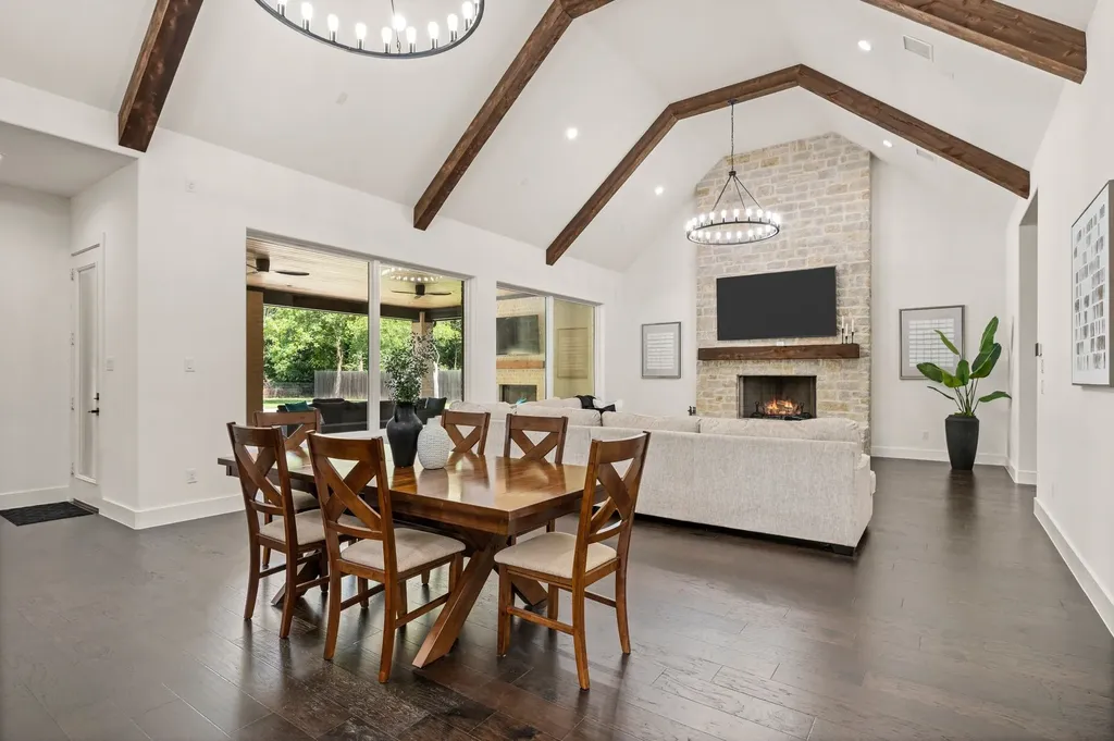 160 S Woodland Trail Double Oak TX 75077